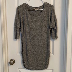 Long sleeve grey sweater